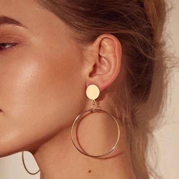 Jewelry - Minimalist Modern Circle Hoop Dangle Earrings